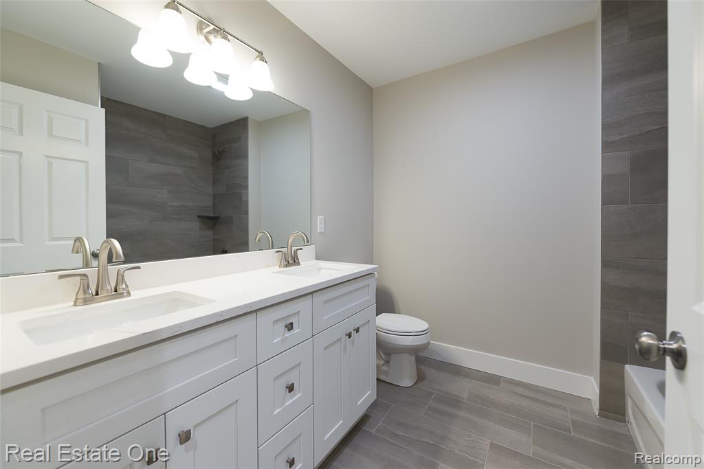 529 Indian Oaks Drive, Howell, MI 48843 — Photo 35