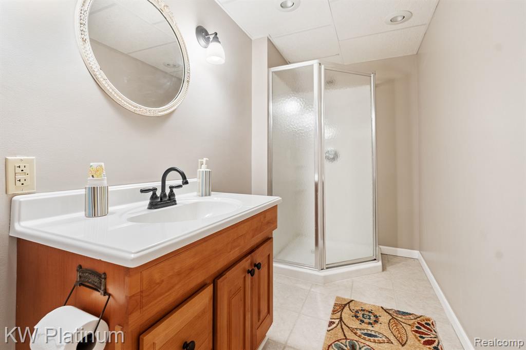 4317 Vassar Drive, Troy, MI 48085 — Photo 31