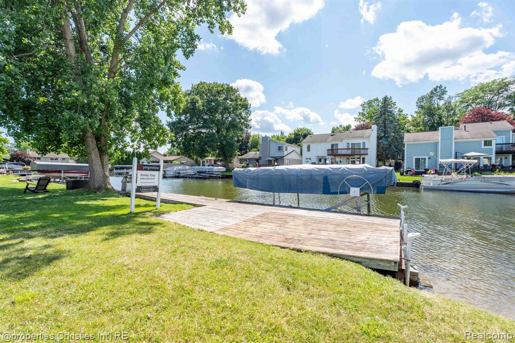 1700 MADDY Lane, Keego Harbor, MI 48320 — Photo 45