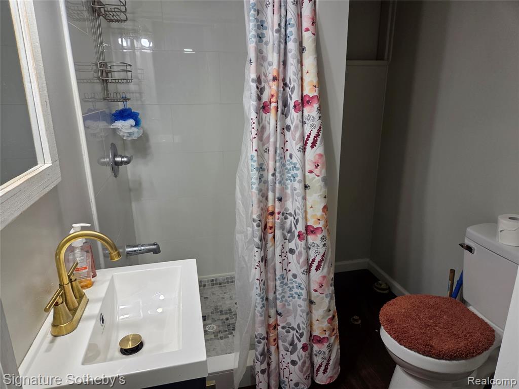 9320 Dixie, Redford, MI 48239 — Photo 17