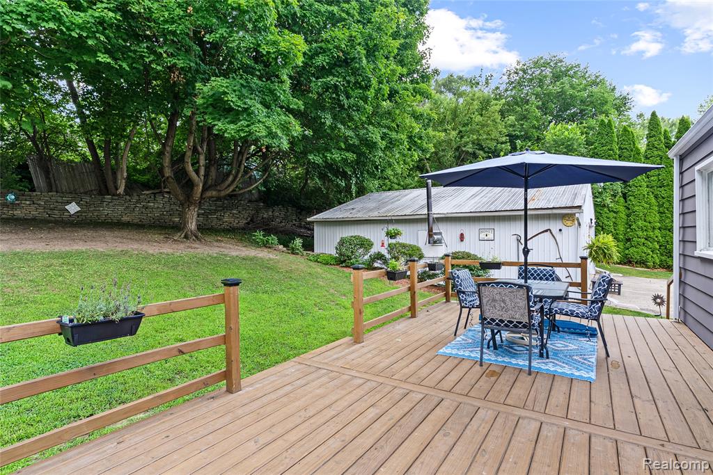 4602 Milton Drive, Flint, MI 48507 — Photo 5