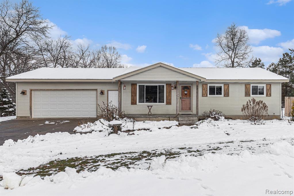 2217 Miark Drive, Lapeer, MI 48446 — Photo 2