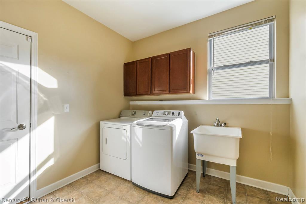 51207 Brompton, Novi, MI — Photo 28