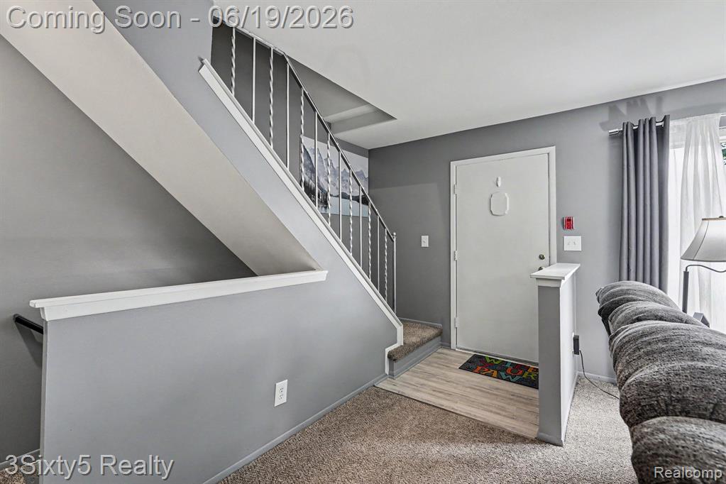 37592 Garden Court, Westland, MI — Photo 5