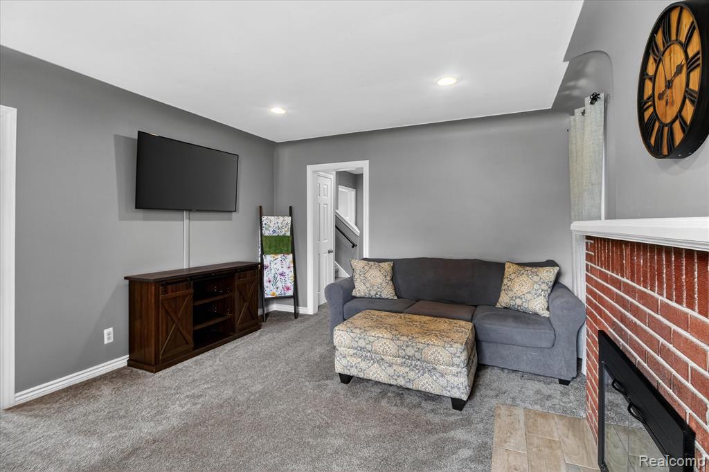 29508 Bock Street, Garden City, MI — Photo 6