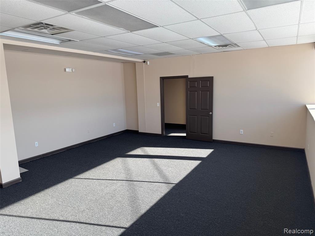 520 E 12 Mile Road, Madison Heights, MI 48071 — front exterior