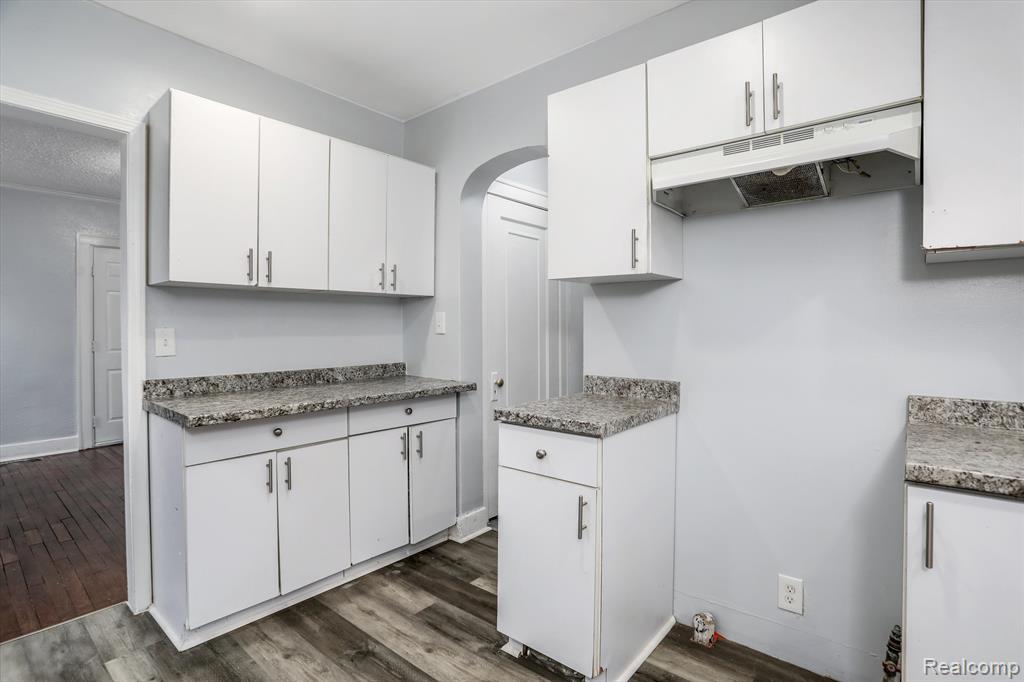 91 W GRIXDALE, Detroit, MI 48203 — Photo 13