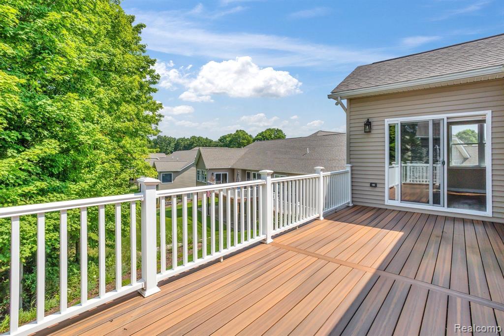 70 FOX HOLLOW Drive, Metamora, MI 48455 — Photo 23