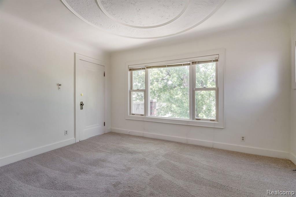 412 E 3RD Street, Royal Oak, MI 48067 — Photo 3