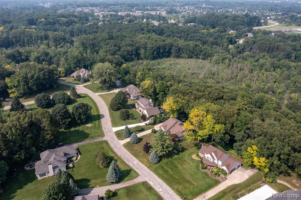 6939 West Ridge Drive, Brighton, MI 48116 — Photo 55