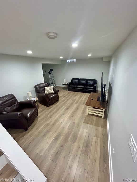 38887 Country Circle, Farmington Hills, MI 48331 — Photo 23