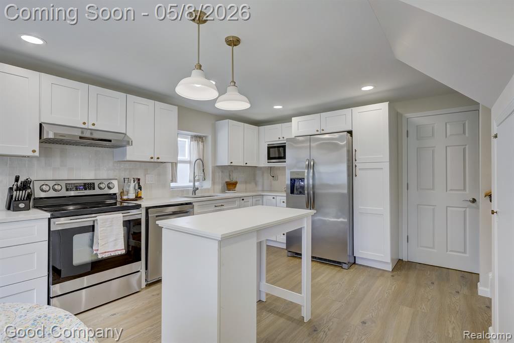 928 Marywood Drive, Royal Oak, MI 48067 — Photo 15