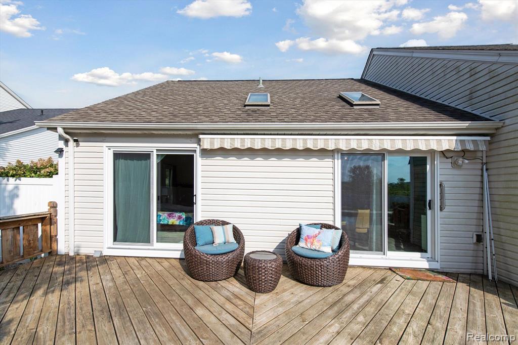 810 CARRINGTON Boulevard, Monroe, MI 48161 — Photo 68