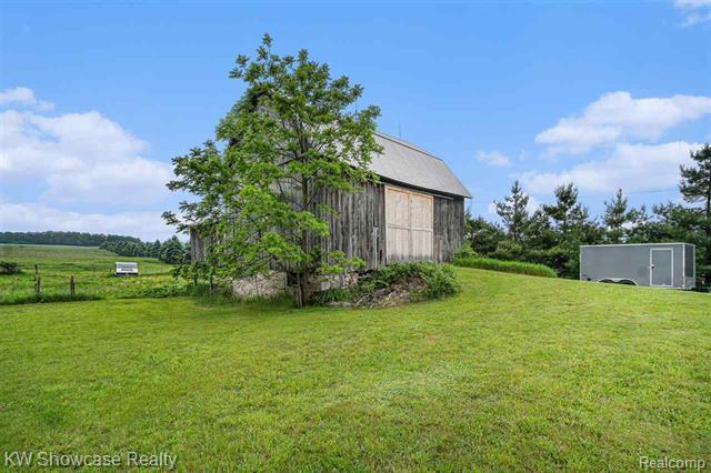 8198 Horton Bay Road, Petoskey, MI 49770 — Photo 31