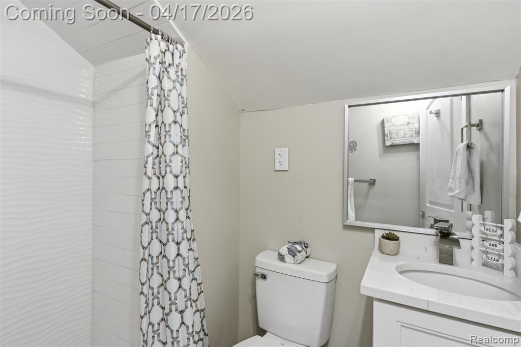560 E Drayton Street, Ferndale, MI 48220 — Photo 22