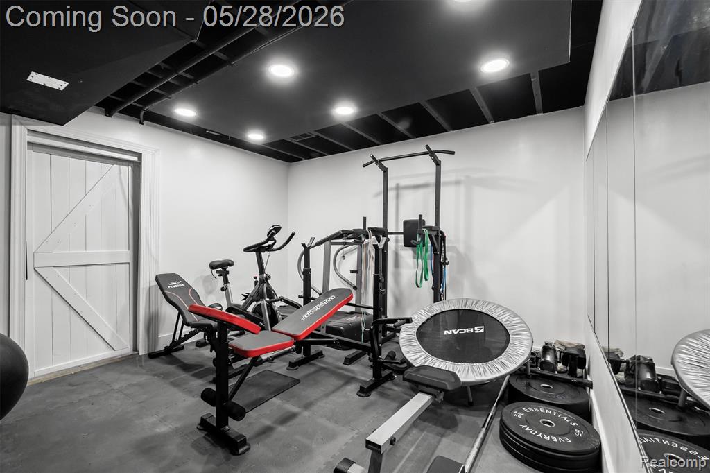 7810 N Central Park, Utica, MI 48317 — Photo 31