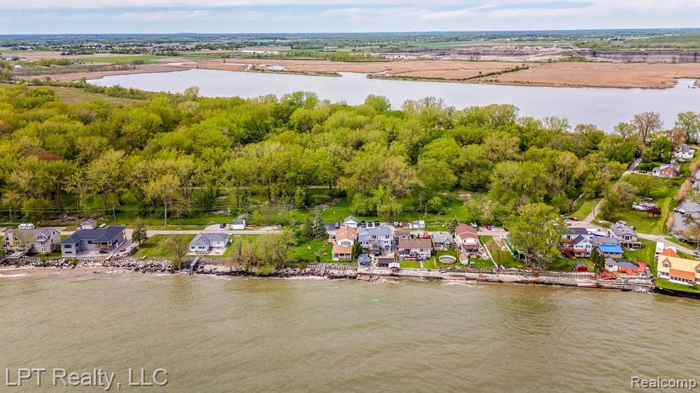 7750 LAKESHORE Drive, Newport, MI 48166 — Photo 2