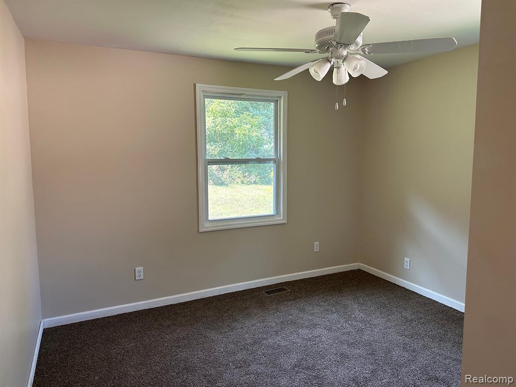 5047 ROCHESTER Road, Dryden, MI 48428 — Photo 11