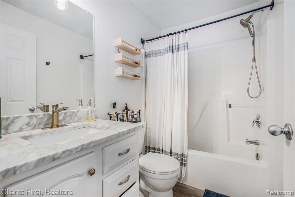 1441 Duncan Drive, Chelsea, MI 48118 — Photo 14