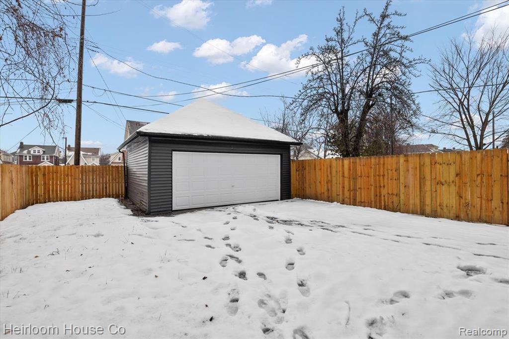 3240 Lawrence Street, Detroit, MI 48206 — Photo 32