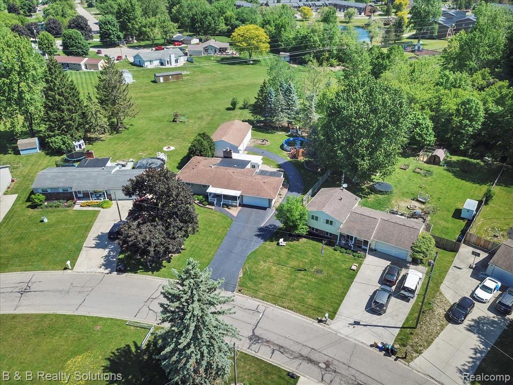 6229 Cold Spring Trail, Grand Blanc, MI 48439 — Photo 43