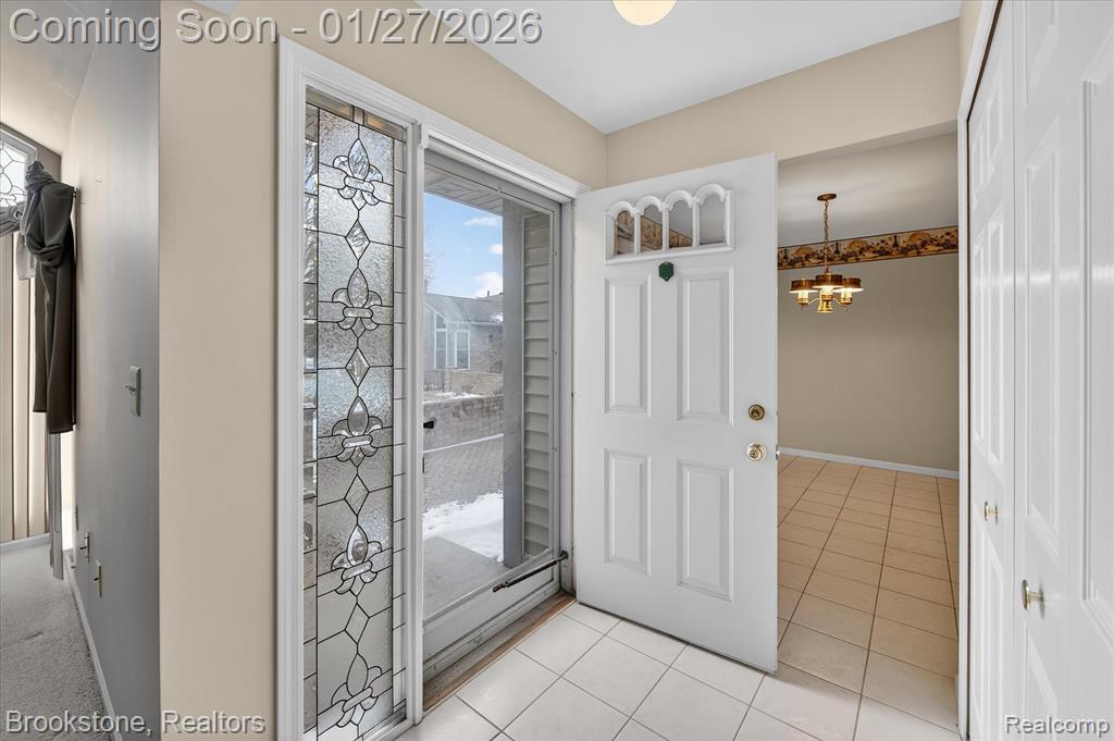 48686 French Creek Court, Utica, MI 48315 — Photo 12