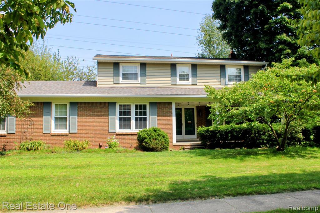 47830 Ben Franklin Drive, Shelby Twp, MI 48315 — front exterior