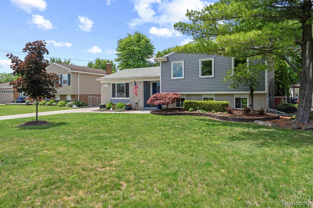 43057 Bond Court, Sterling Heights, MI 48313 — Photo 8