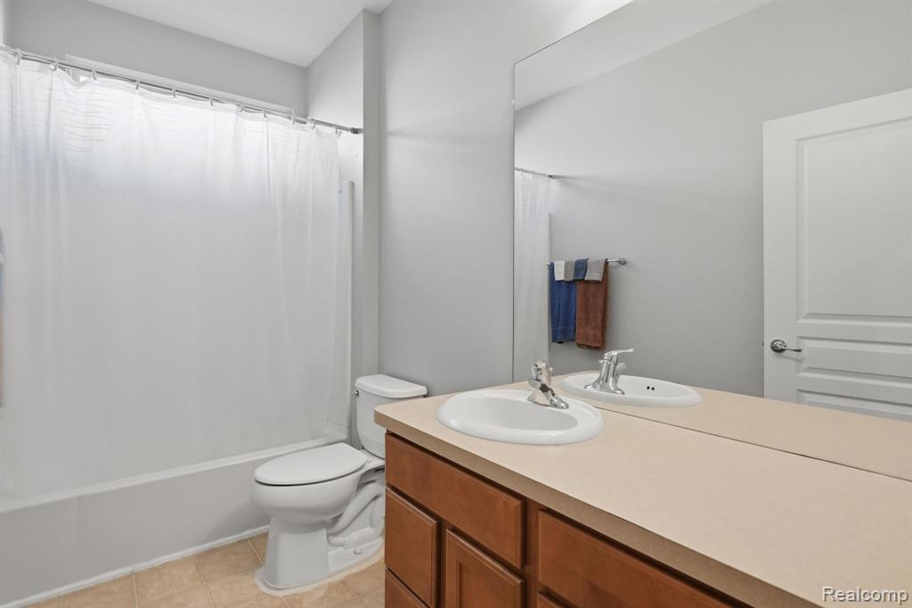 9370 Sand Hill Drive, Grand Blanc, MI 48439 — Photo 20