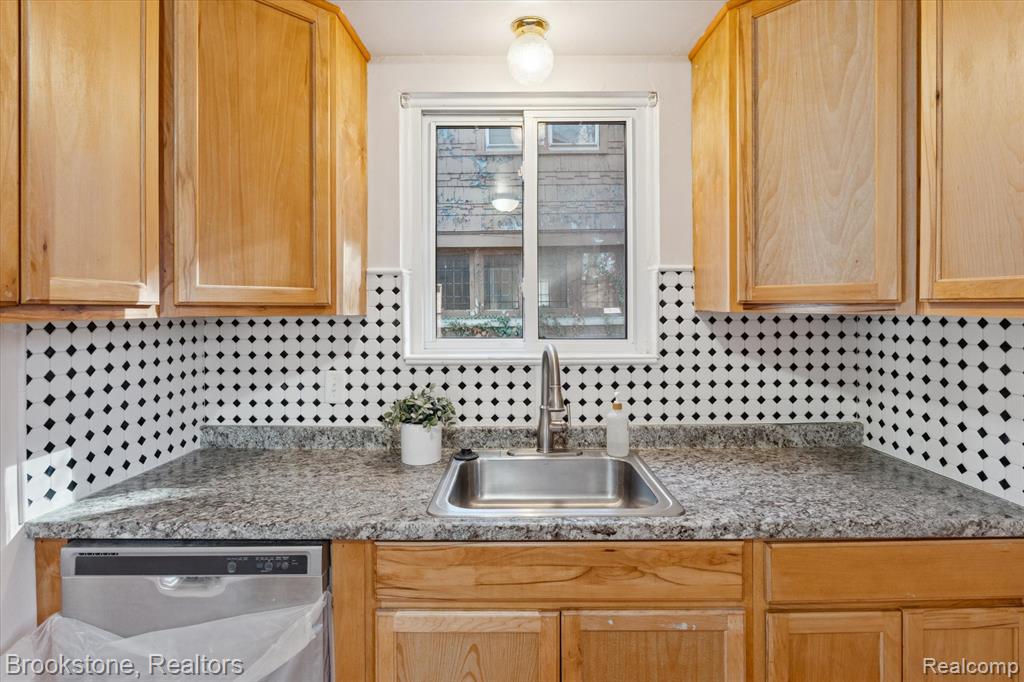4359 Courville Street, Detroit, MI 48224 — Photo 11