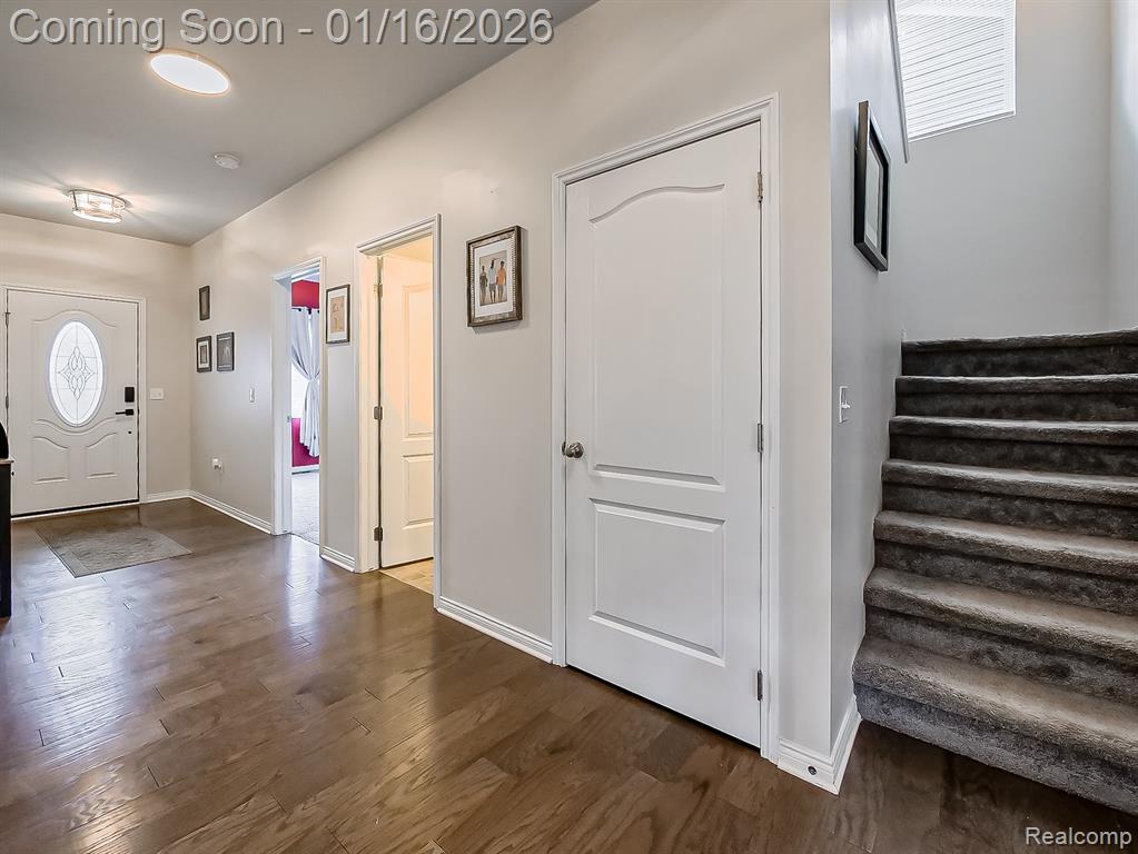 337 Beaver Run, Holly, MI, 48442