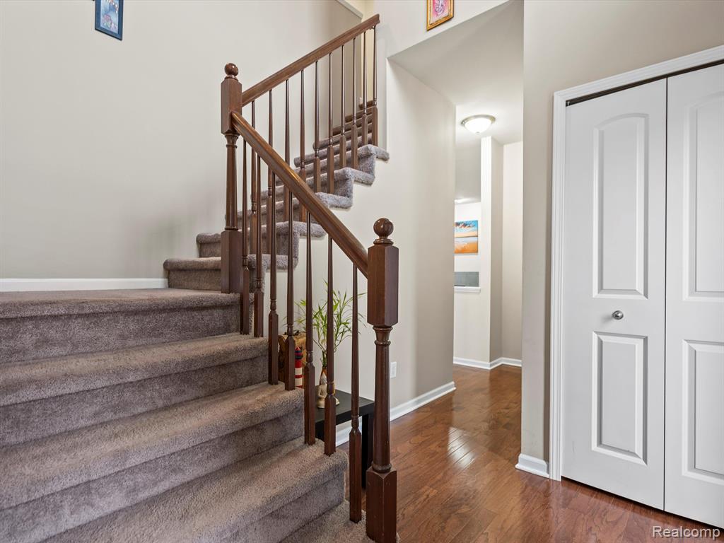 13521 S CUMBERLAND Drive, Van Buren, MI 48111 — Photo 7