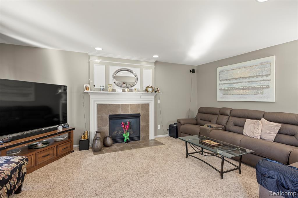 9778 Ravenshire Drive, Ypsilanti, MI 48198 — Photo 23