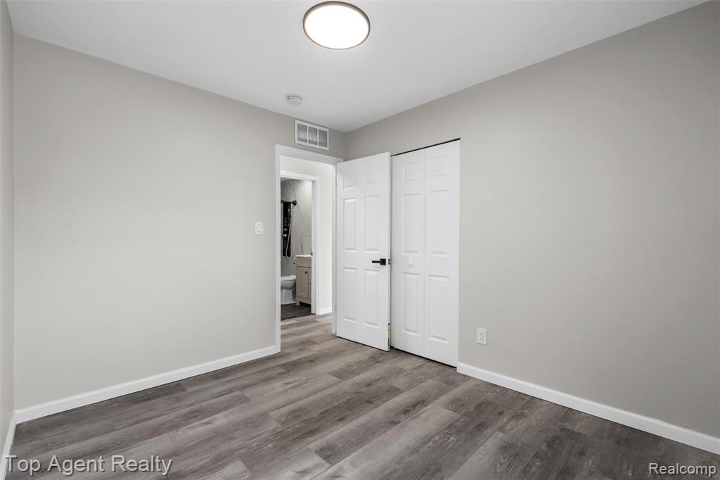 633 Fox Avenue, Ypsilanti, MI 48198 — Photo 14