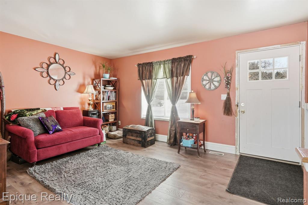 2191 Stonesthrow Drive, Lapeer, MI 48446 — Photo 5