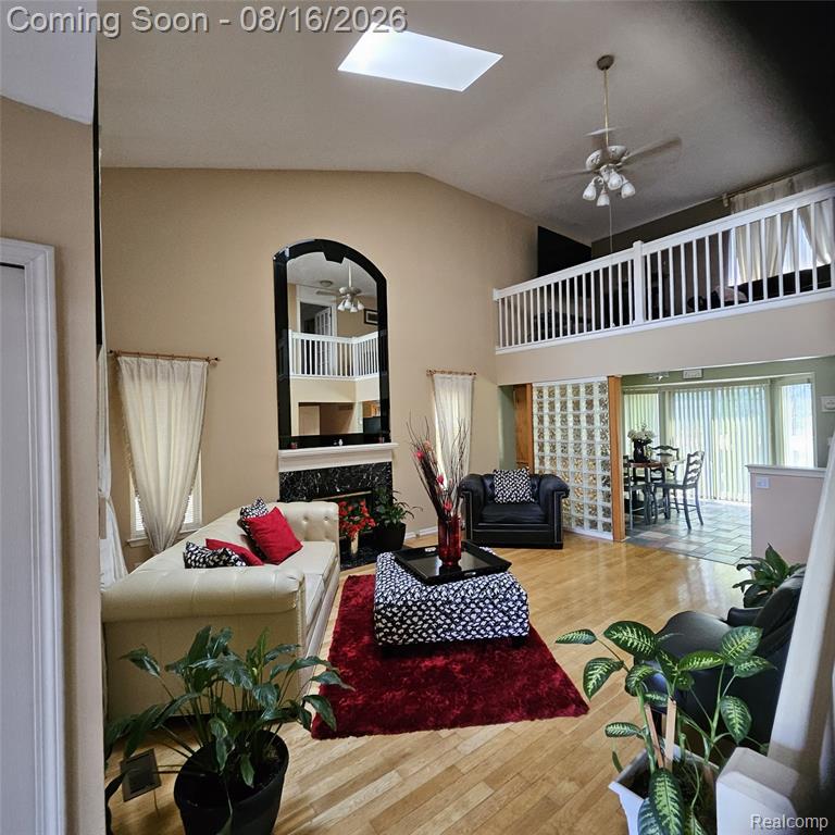 Photo 6