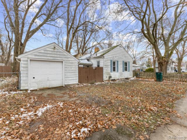 601 Jessop Avenue, Lansing, MI 48910 — Photo 4
