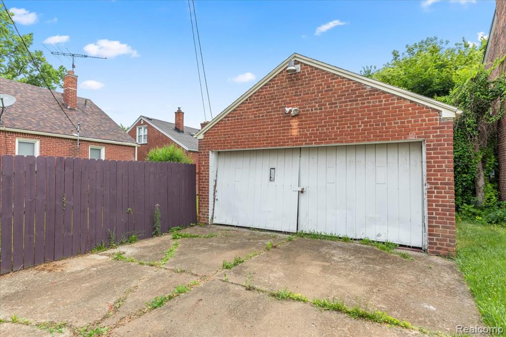 8355 W Outer Drive, Detroit, MI 48219 — Photo 33