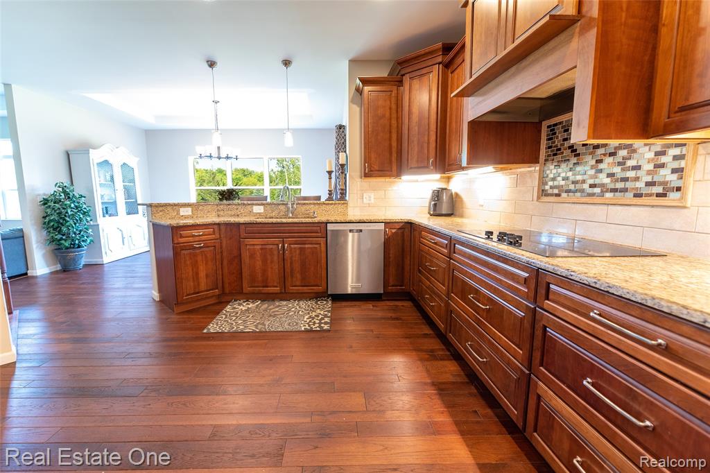 10125 Chase Lake Road, Fowlerville, MI 48836 — Photo 10