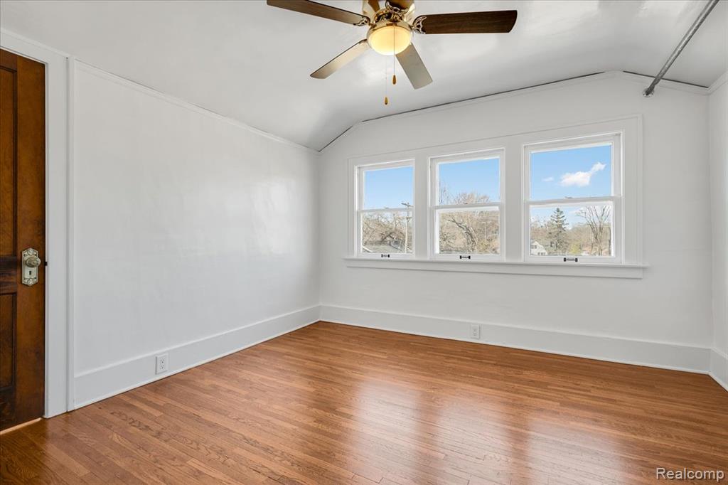522 N Washington Avenue, Royal Oak, MI 48067 — Photo 10