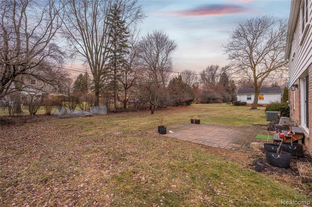 5738 Pebbleshire Road, Bloomfield Hills, MI 48301 — Photo 30