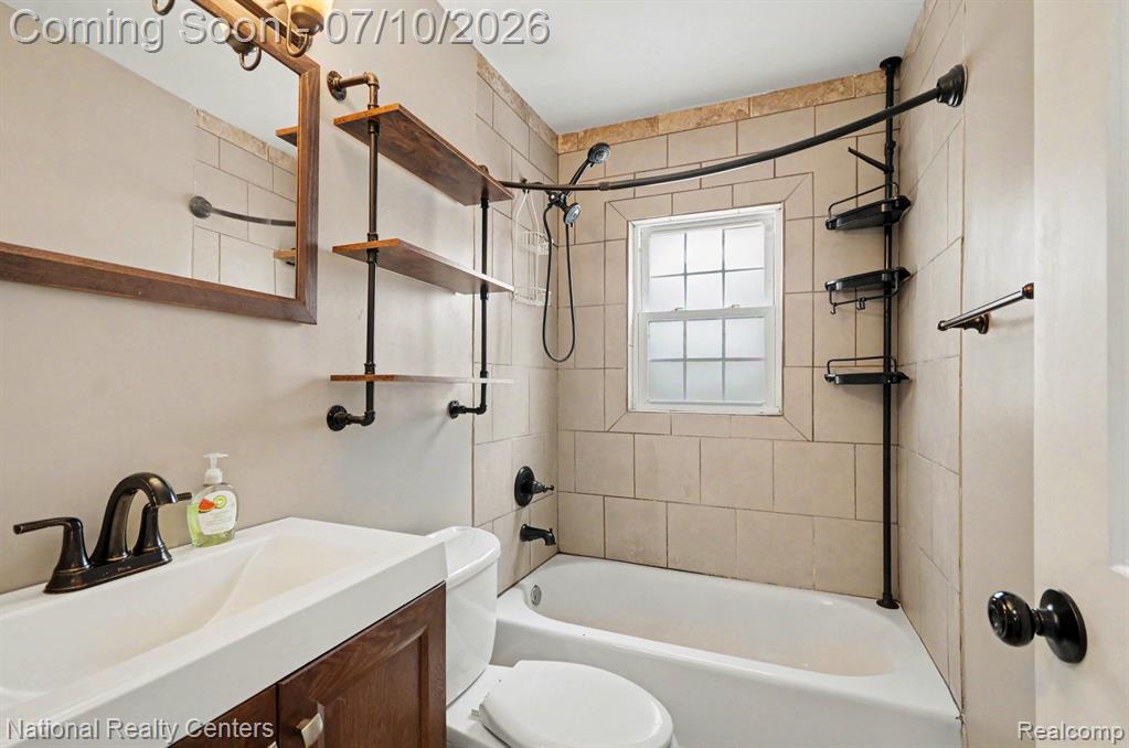 551 E Maplehurst Street, Ferndale, MI 48220 — Photo 10