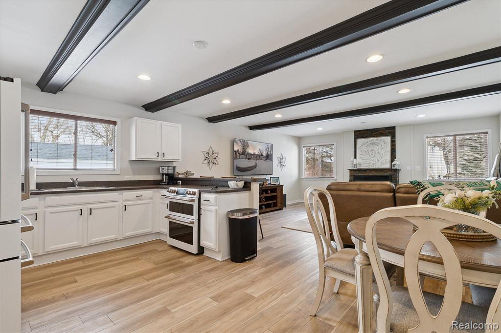 50770 Gravel Ridge, Shelby Twp, MI 48317 — Photo 11