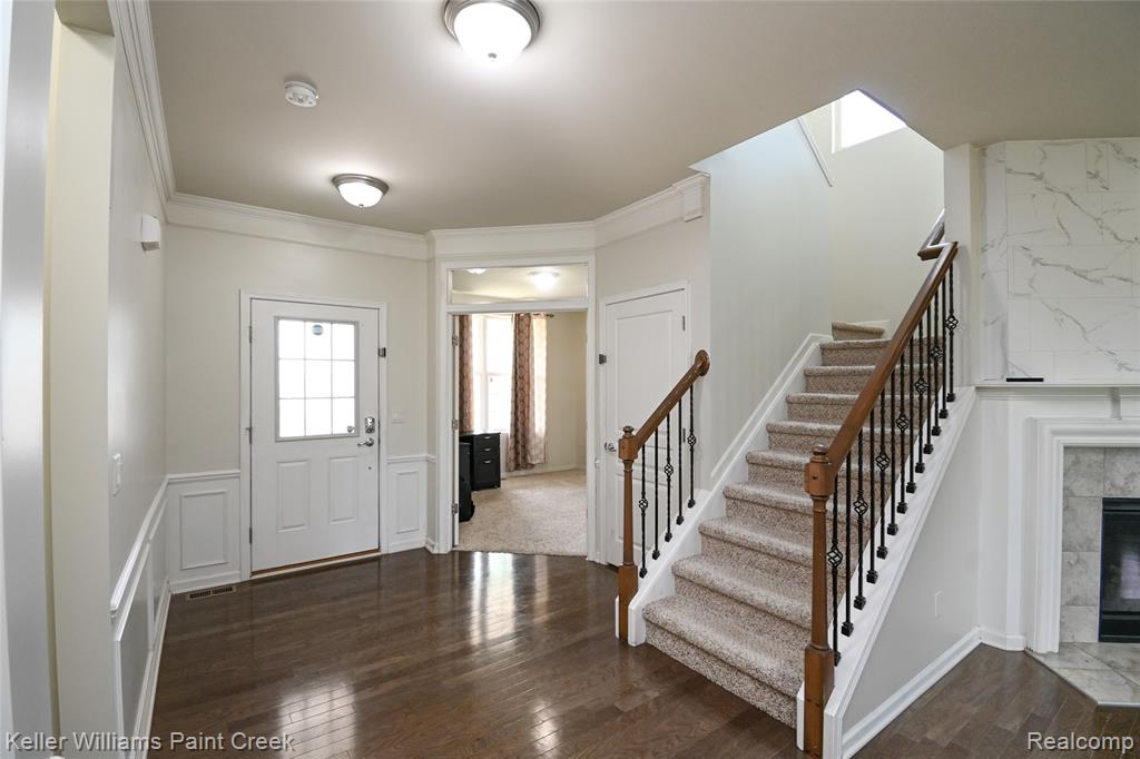 5995 Branch Drive Drive, Canton, MI 48187 — Photo 6