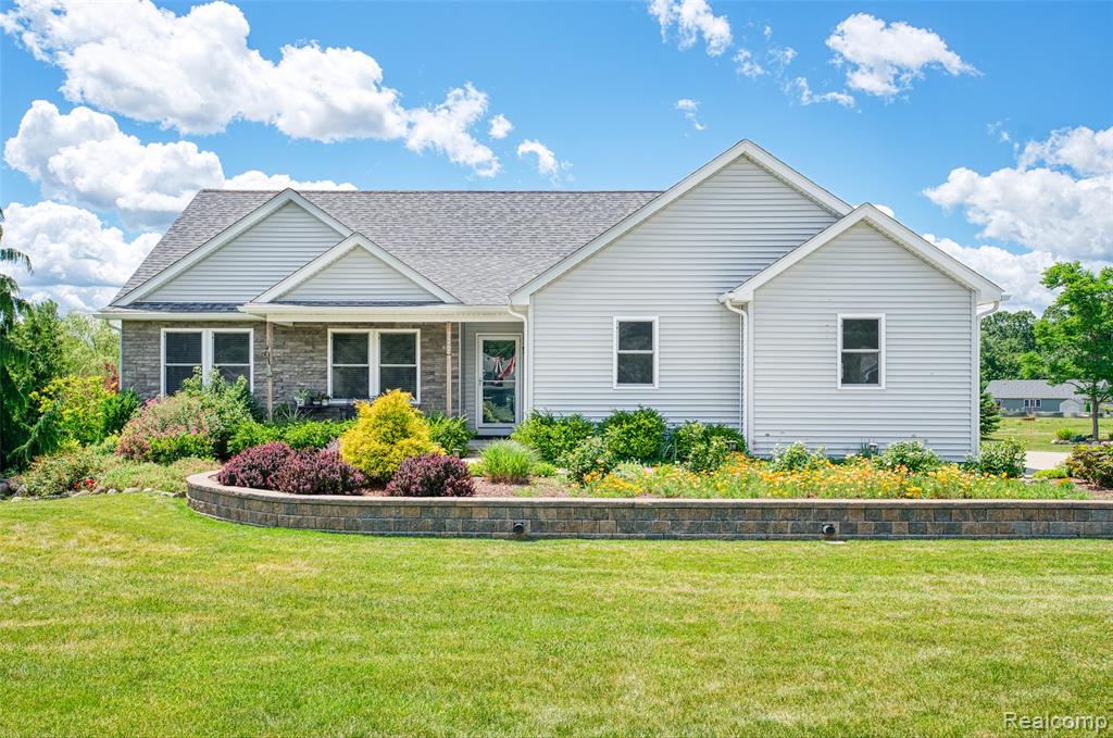 7701 Hidden Circle Drive, Byron, MI 48418 — Photo 25