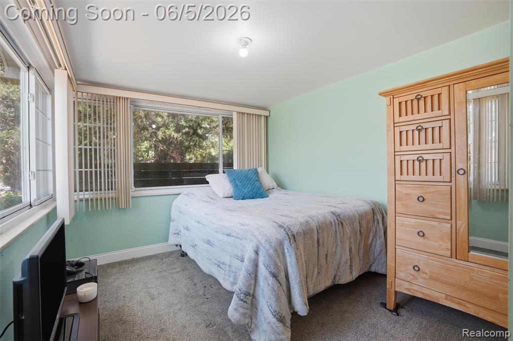 7085 Colony Drive, West Bloomfield, MI 48323 — Photo 13