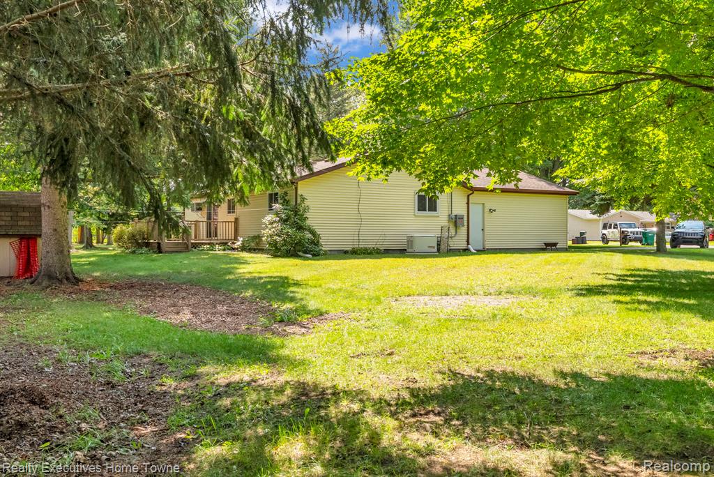 4415 Cambridge Drive, Port Huron, MI 48060 — Photo 31