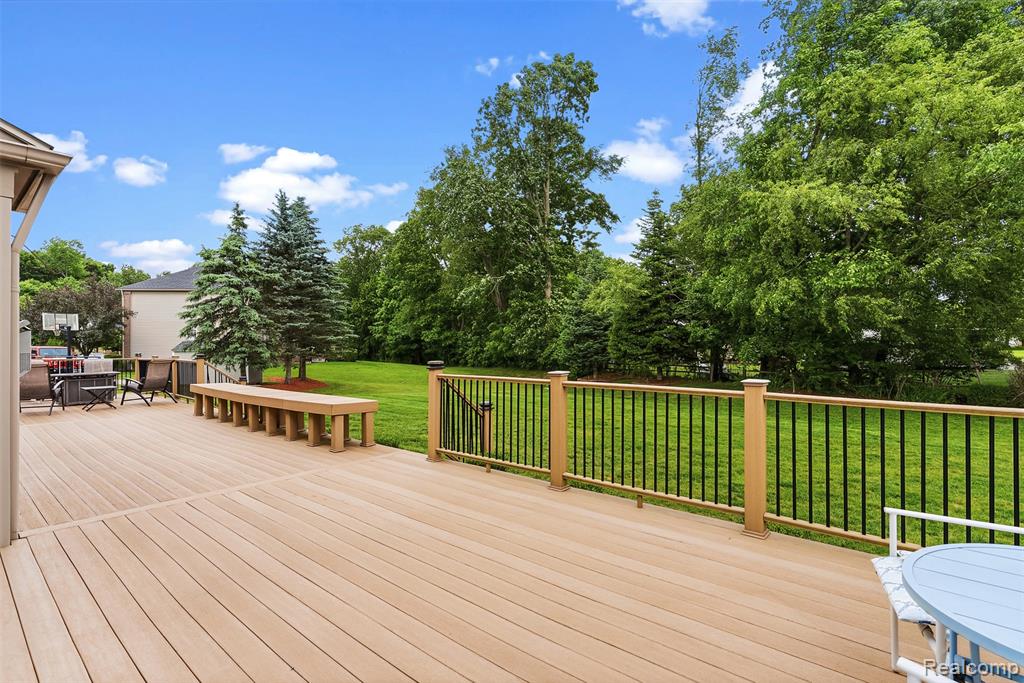 6323 Moonstone Drive, Grand Blanc, MI 48439 — Photo 57