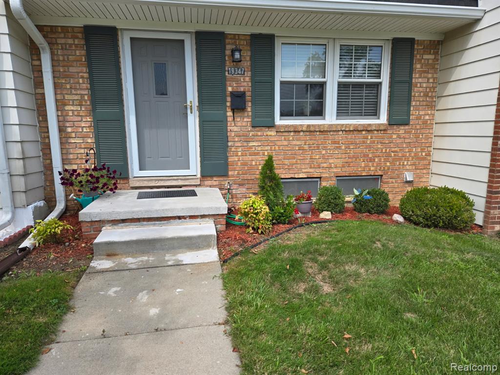 19347 Andover Court, Northville, MI 48167 — Photo 27