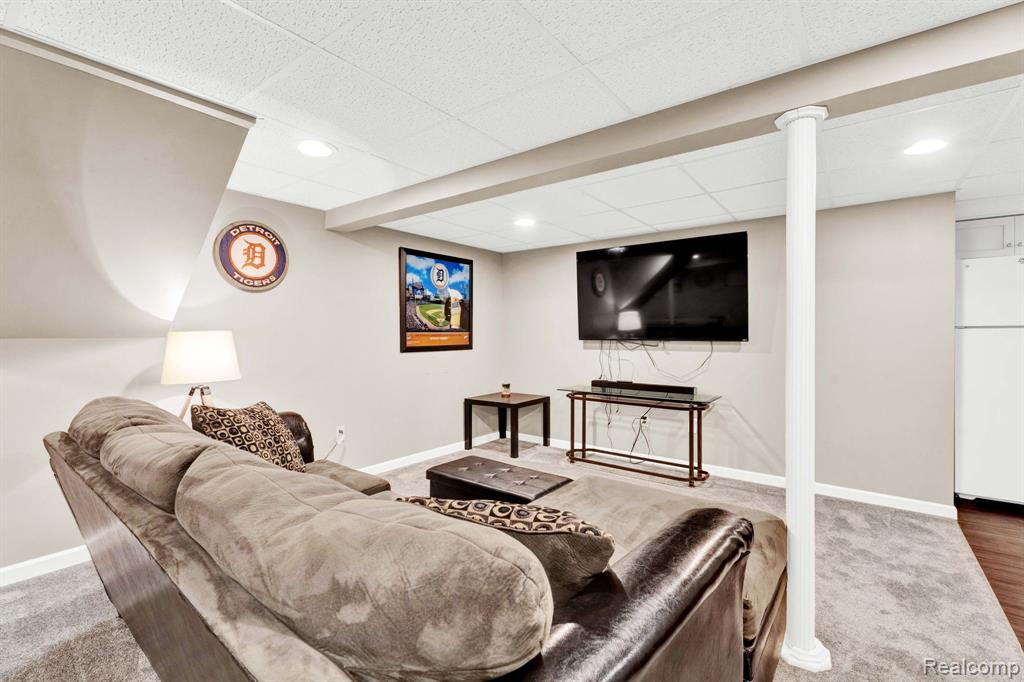 41225 Greenspire Drive, Clinton Twp, MI 48038 — Photo 28